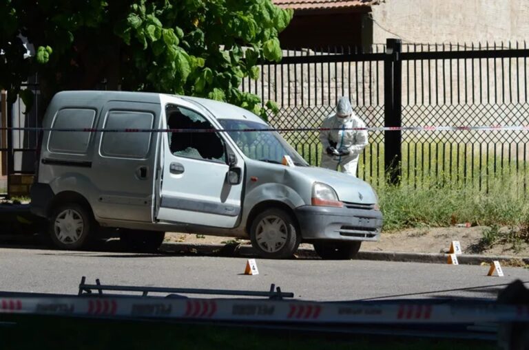 Qué se sabe del hallazgo de una mujer muerta en una camioneta en la Patagonia